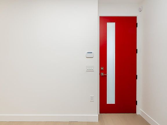 4th image of 1845 E 51st Ave #2