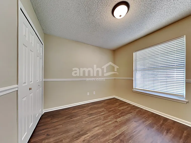 2523 Sandhaven Ct — Photo 12
