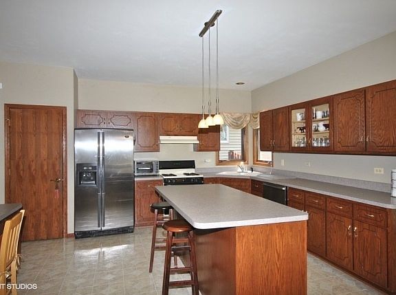 4th image of 10805 S Cook Ave