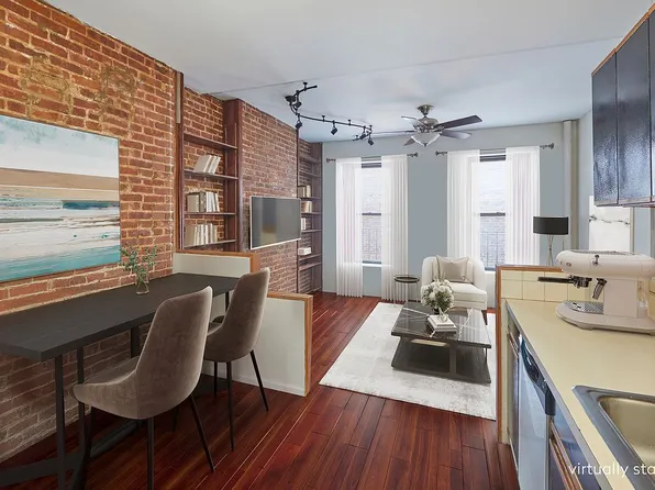 347 W 44th St APT 4RW, New York, NY 10036