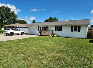 210 W County Rd, Jerseyville, IL 62052