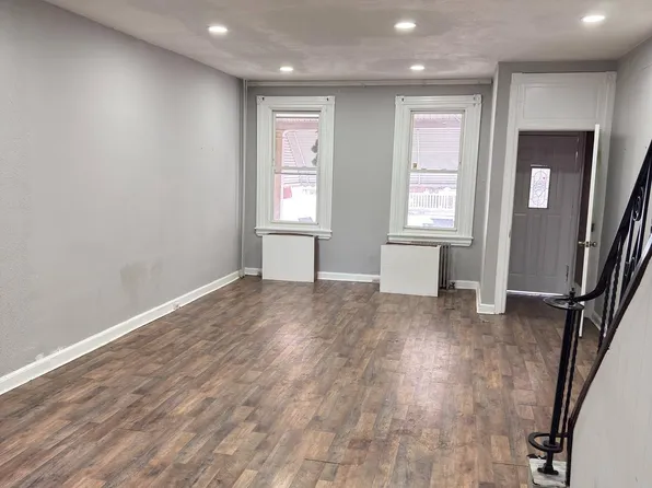 249 E Oak St, Norristown, PA 19401