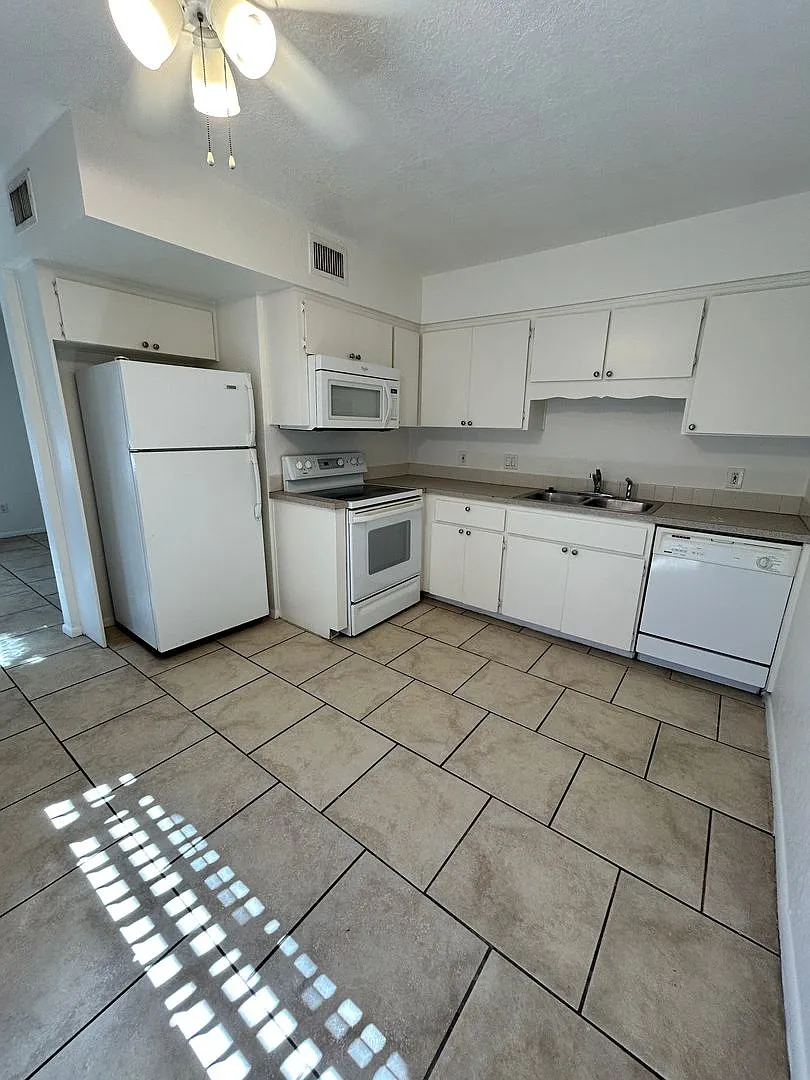 3441 Oro Grande Blvd. — Photo 3