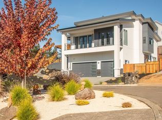 1997 Tall Pine Cir, Santa Rosa, CA 95403