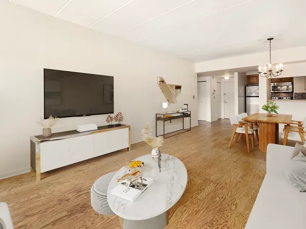 463 1st Street image 1 of 15