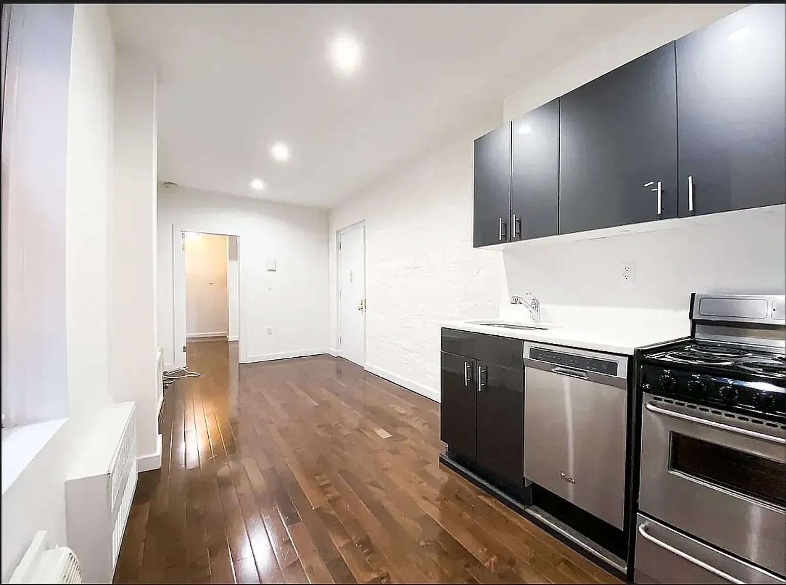 206 East 81st Street — Photo 1
