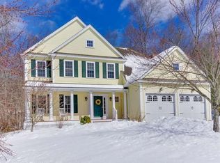 22 Magnolia Ln, North Grafton, MA 01536