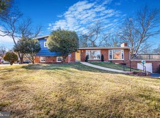 6105 Cable Ave, Suitland, MD 20746