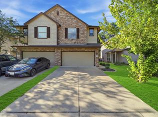 1730 Parkside Shores Ln, Crosby, TX 77532