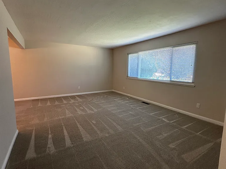 2035 Dorsch Rd — Photo 12