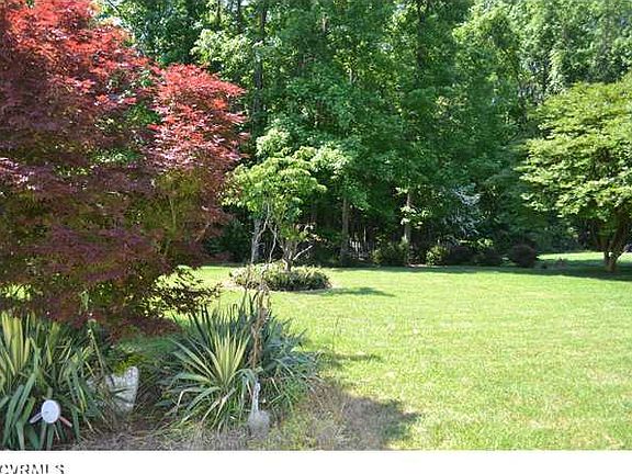 2nd image of 141 Wilkinson Estates Dr