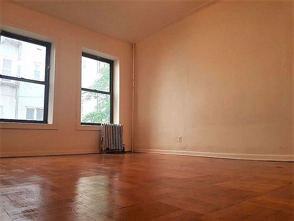 2nd image of 2101 Westbury Ct APT 6D