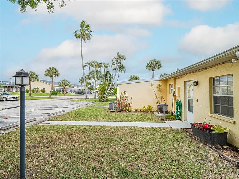 8520 US Highway 1 #C9 — Photo 18