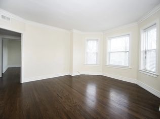 3702 N Hoyne Ave #3, Chicago, IL 60618
