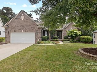 1119 Williamstown Rd, Matthews, NC 28105