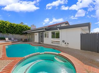 16932 Edgewater Ln, Huntington Beach, CA 92649