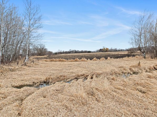 38 Variolite St NW, Dalbo, MN 55017