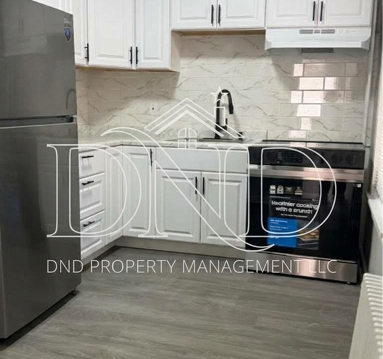 1st image of 529 Windsor St APT 2