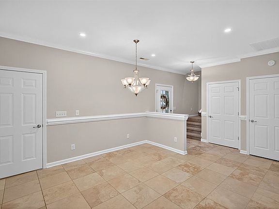 4th image of 120 Harbour Springs Way
