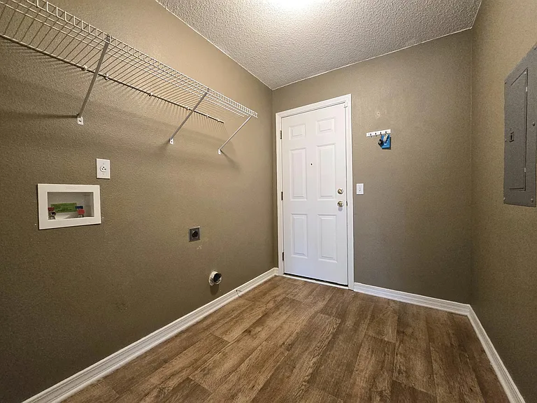 2150 Antillies Dr — Photo 20