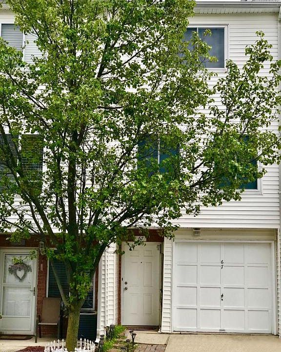 1st image of 67 Aspen Knolls Way