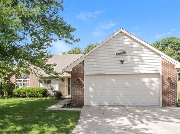 32 Grassy Dr