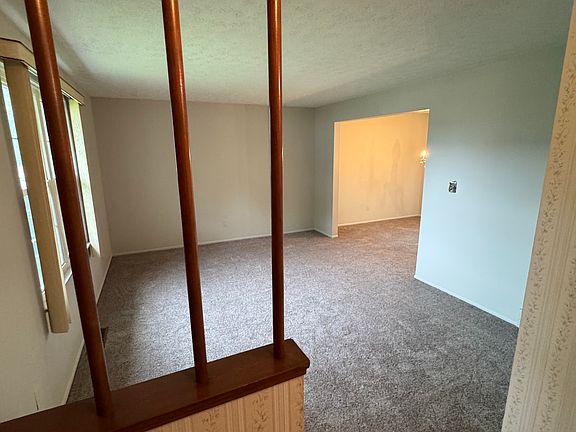 2nd image of 6697 Borr Ave