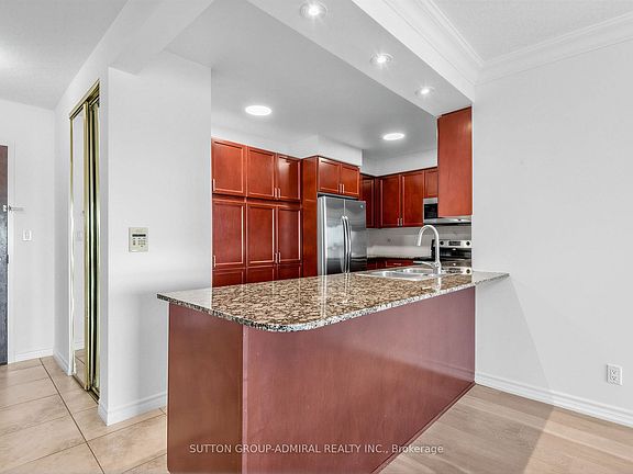 4th image of 88 Promenade Cir #408
