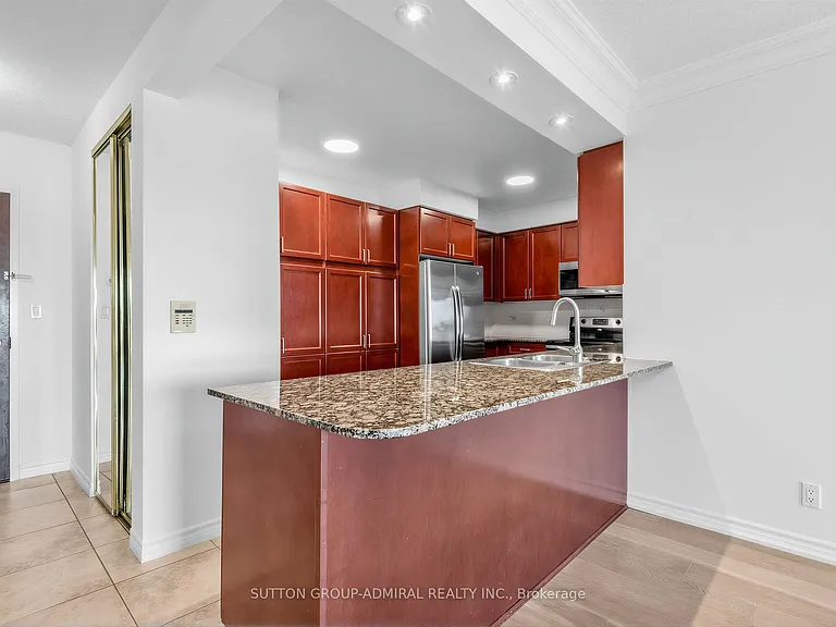 88 Promenade Cir #408 — Photo 4