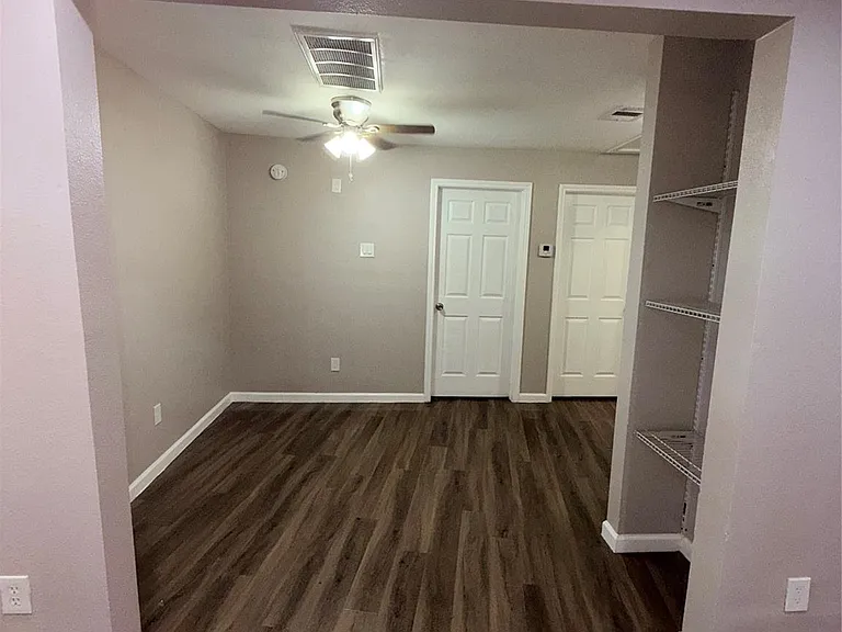13217 Player St #B — Photo 17