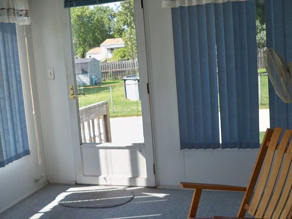 3rd image of 2547 Eden East Dr