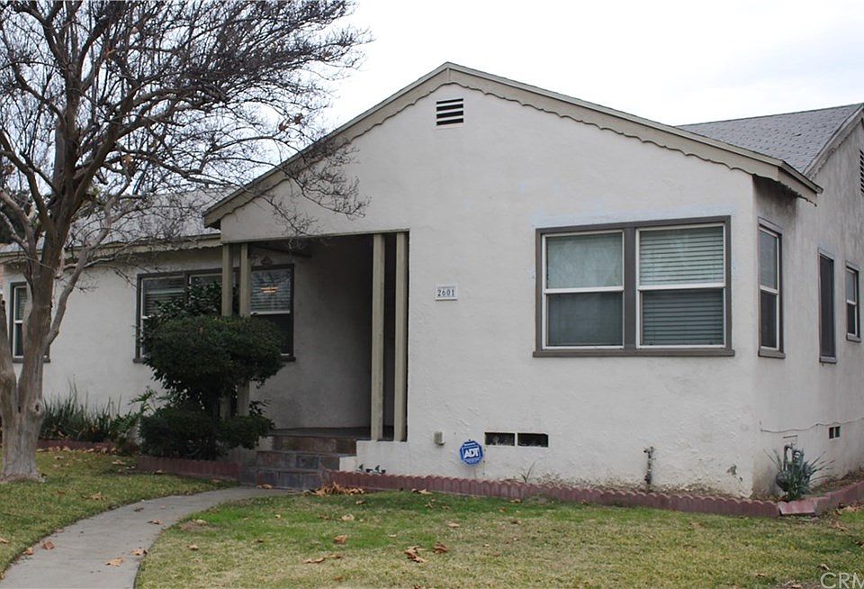 1st image of 2601 N Lincoln Dr