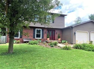 930 Rocky Ford Dr, Columbus, IN 47203