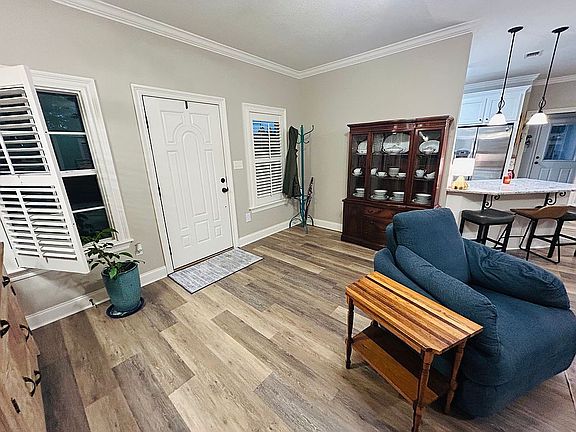 4th image of 111 Frye Rd