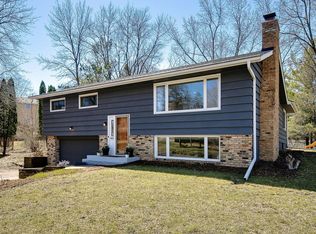 5830 Holiday Rd, Minnetonka, MN 55345