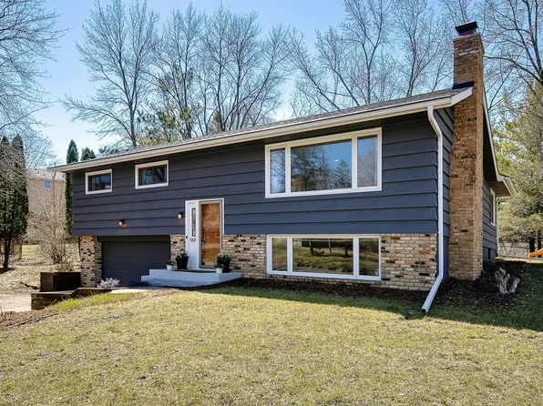 5830 Holiday Rd, Minnetonka, MN 55345