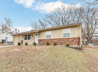 2862 Quenley St, Saint Charles, MO 63301