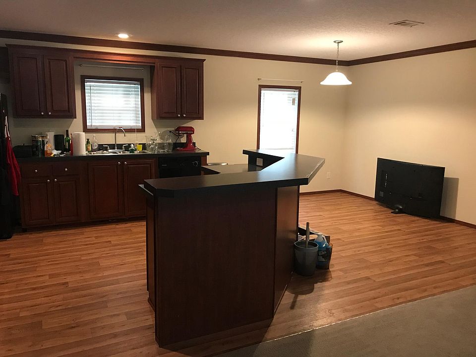 Kitchen/Dining
