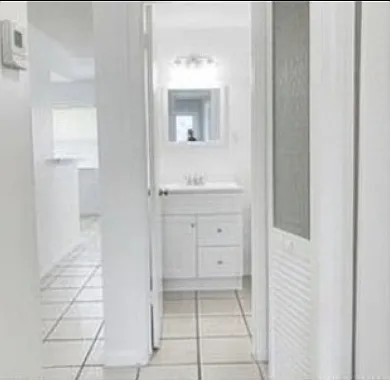 1440 Holden Ave — Photo 3