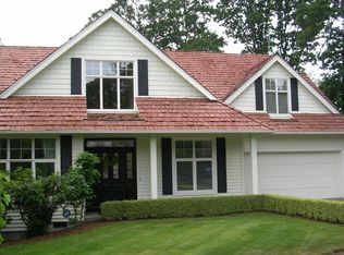 5562 Royal Oaks Dr, Lake Oswego, OR 97035