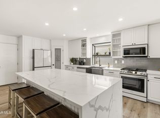 1517 Deanna Ave, Simi Valley, CA 93063