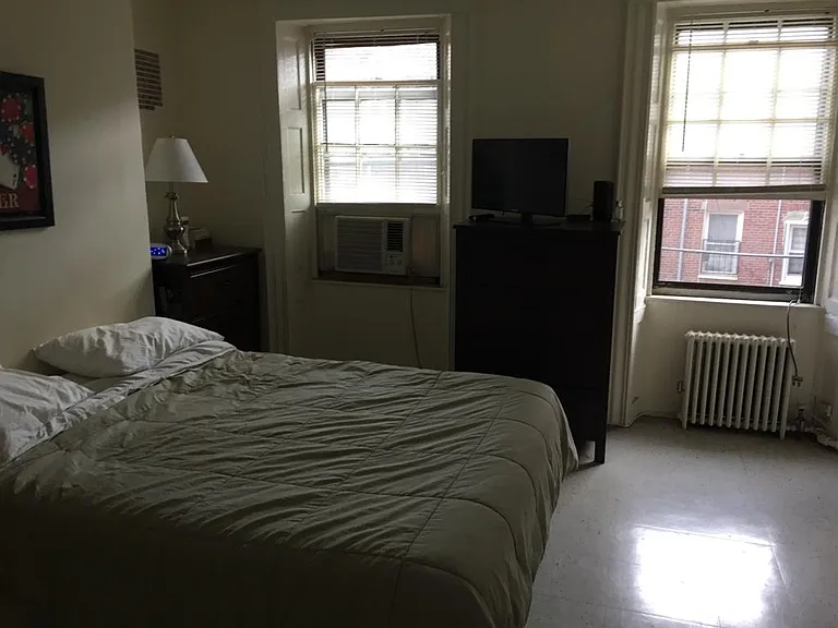 38 Oak St #1 — Photo 4