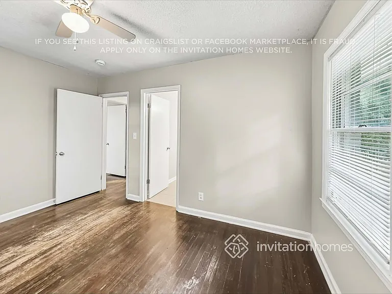 2751 Flagstone Dr SE — Photo 10