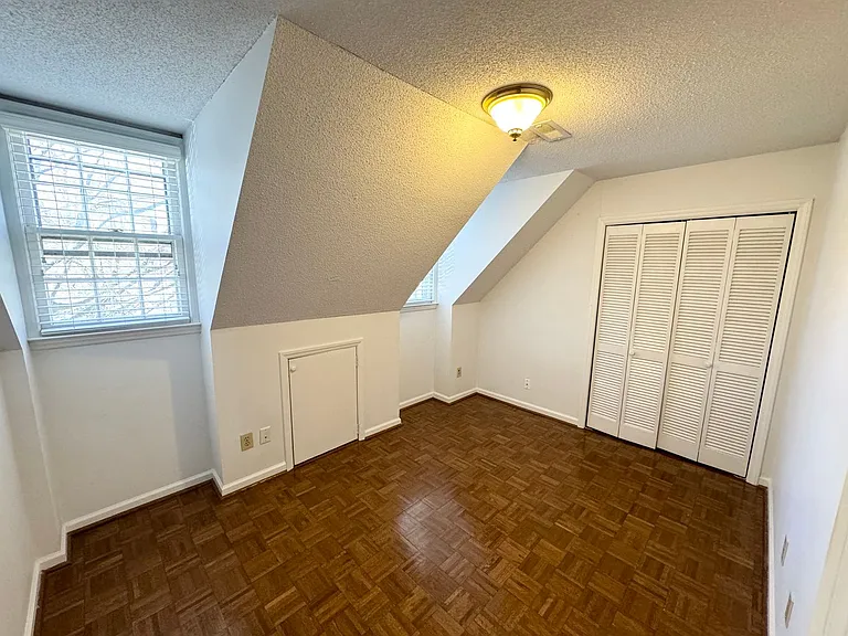 1319 Dylan Heath Ct — Photo 19