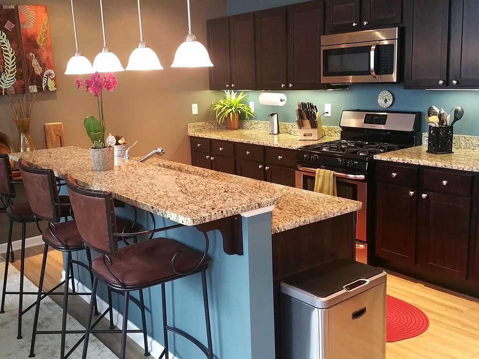 1st image of 1211 Saint Clair Ave #904