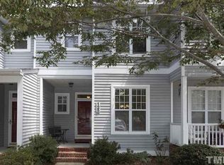 125 Summit Oaks Ln, Holly Springs, NC 27540