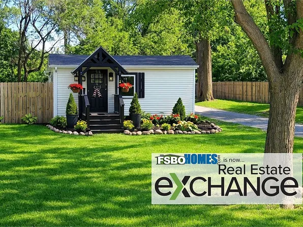 9590 115th St, Blue Grass, IA 52726