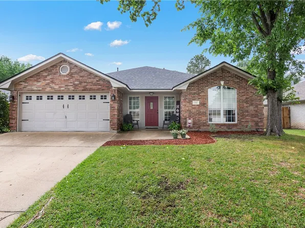1312 Baywood Ln, College Station, TX 77845