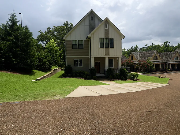 406 Shakespeare Ln #1 — Photo 3