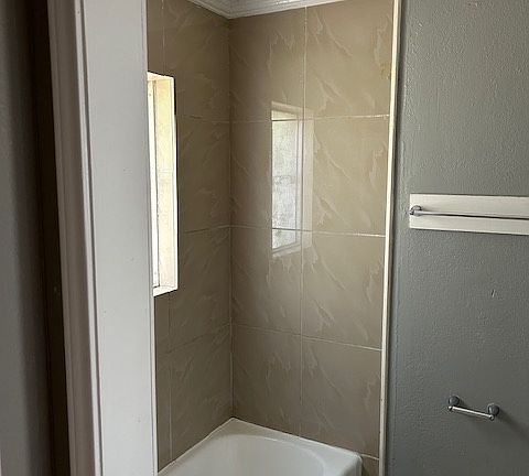 4th image of 1825 Bayou Rd #5